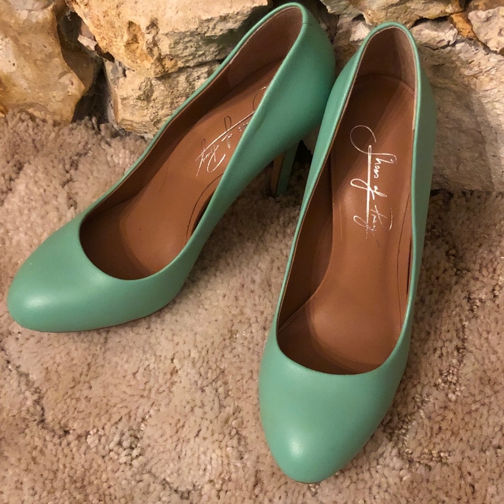 Shoes of Prey Mint Green Leather Pumps